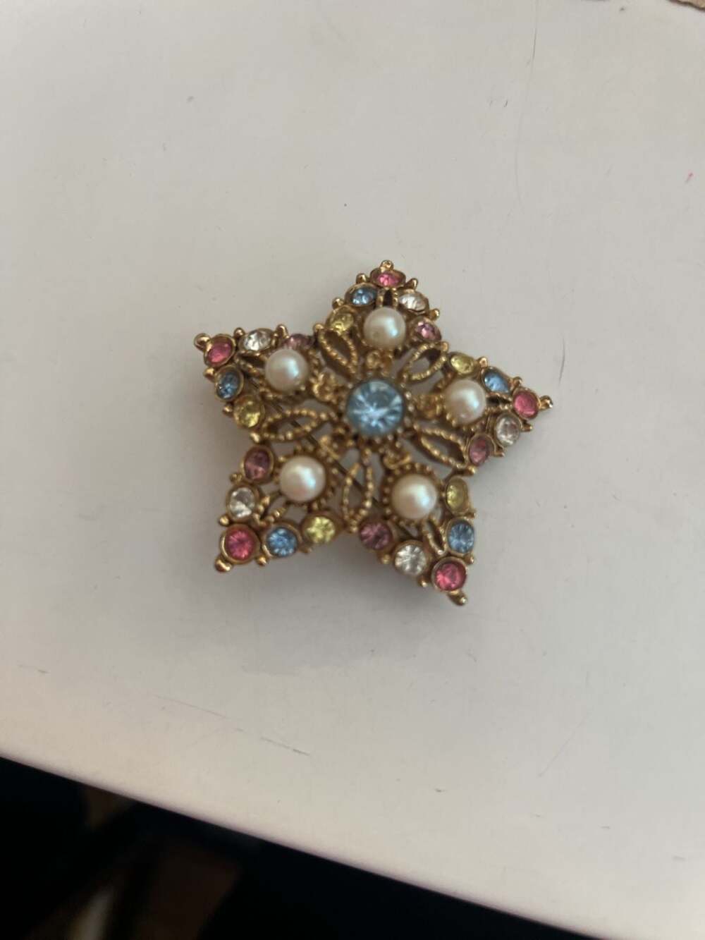 Vintage Multi-Color Rhinestone & Faux Pearl Star Brooch Pin Gold Tone
